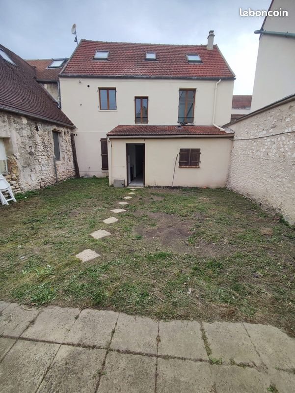 Appartement à louer, 70m², Mantes-la-Jolie