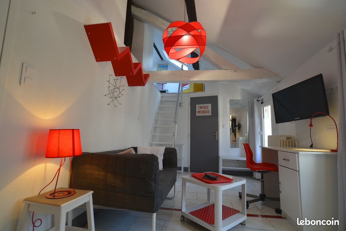 Appartement à louer, 19m², Tours
