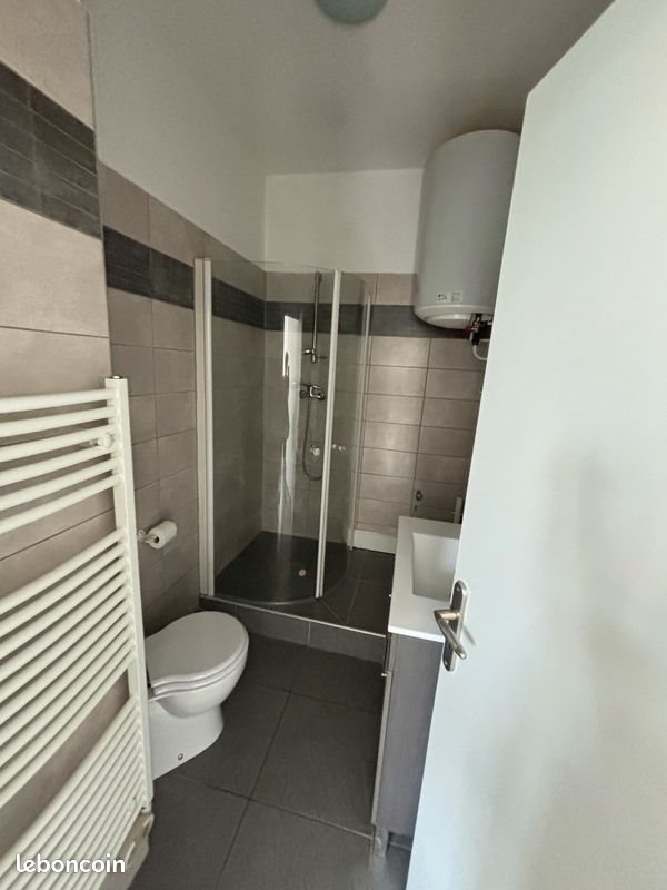Appartement à vendre, 28m², Alès