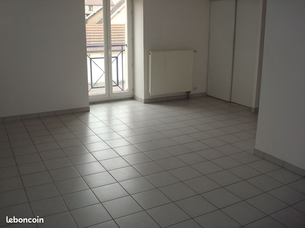 Appartement à louer, 49m², Miserey-Salines