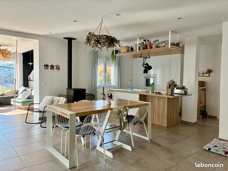 Maison à vendre, 124m², Unieux