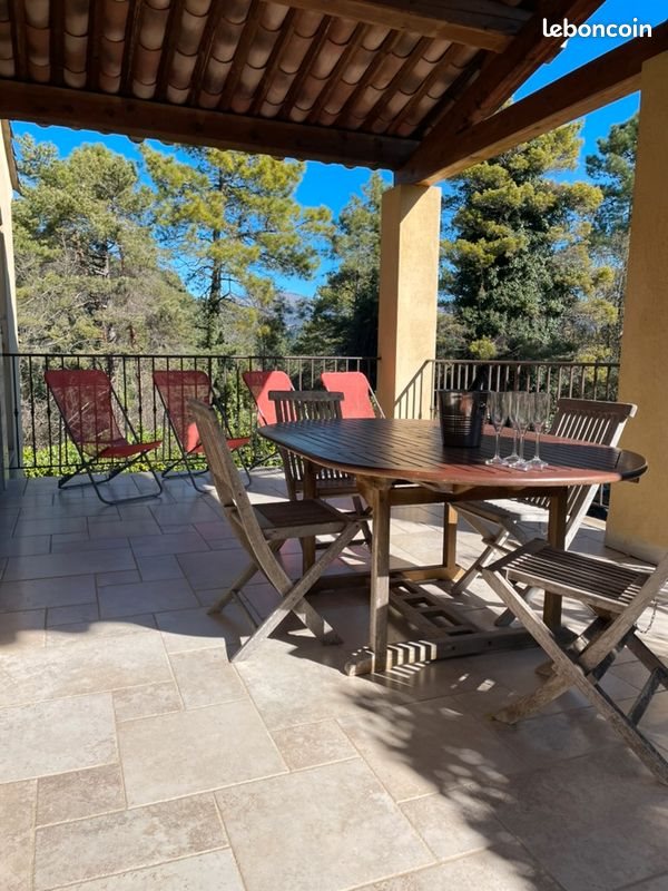 Appartement à louer, 50m², Montauroux