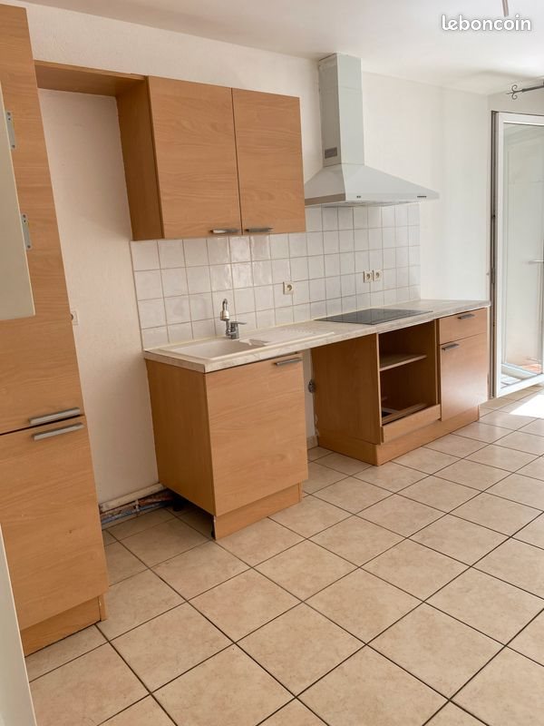 Appartement à louer, 42m², Millas