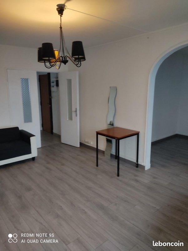Appartement à vendre, 68m², Pierre-Bénite
