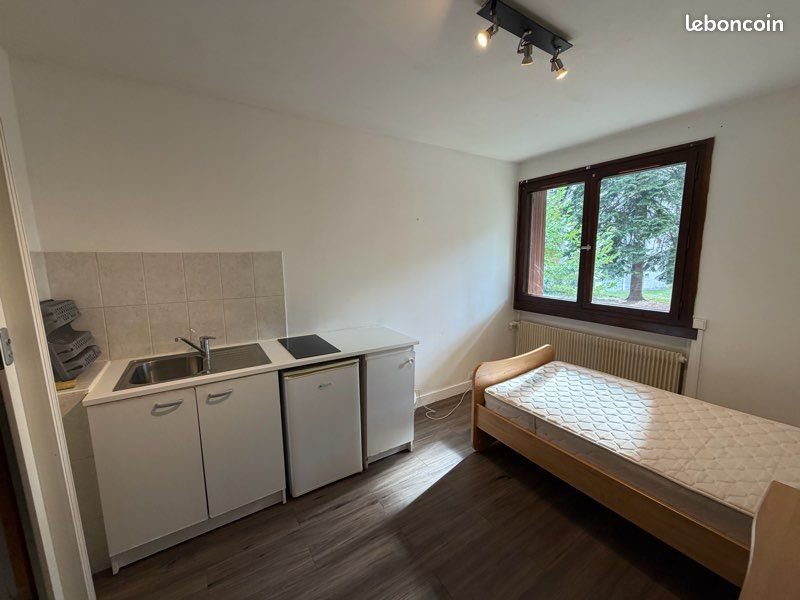 Appartement à louer, 14m², Ecully