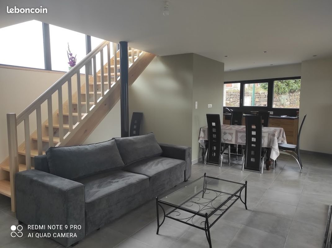 Maison à louer, 80m², Saint-Vidal