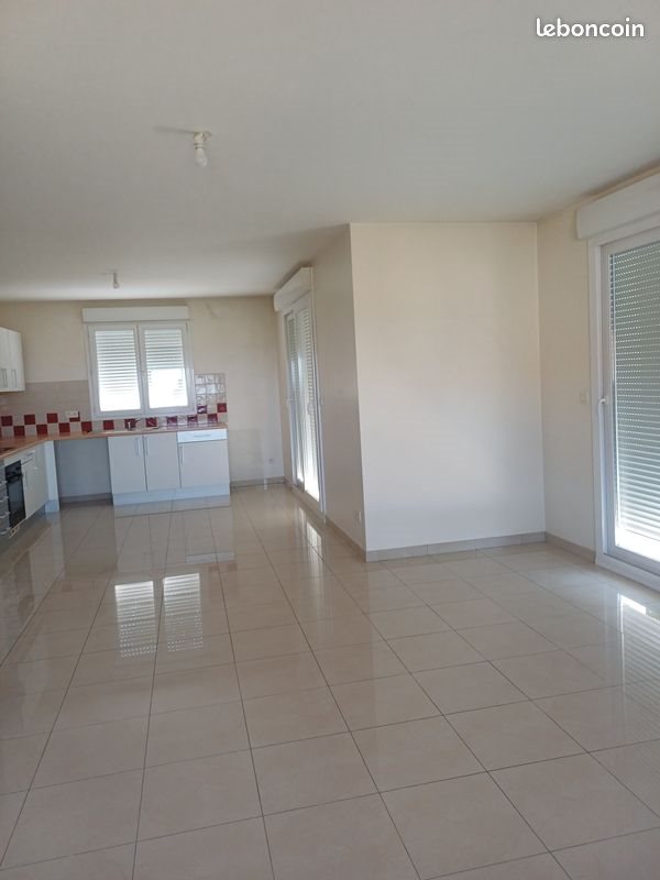 Maison à louer, 180m², Gy