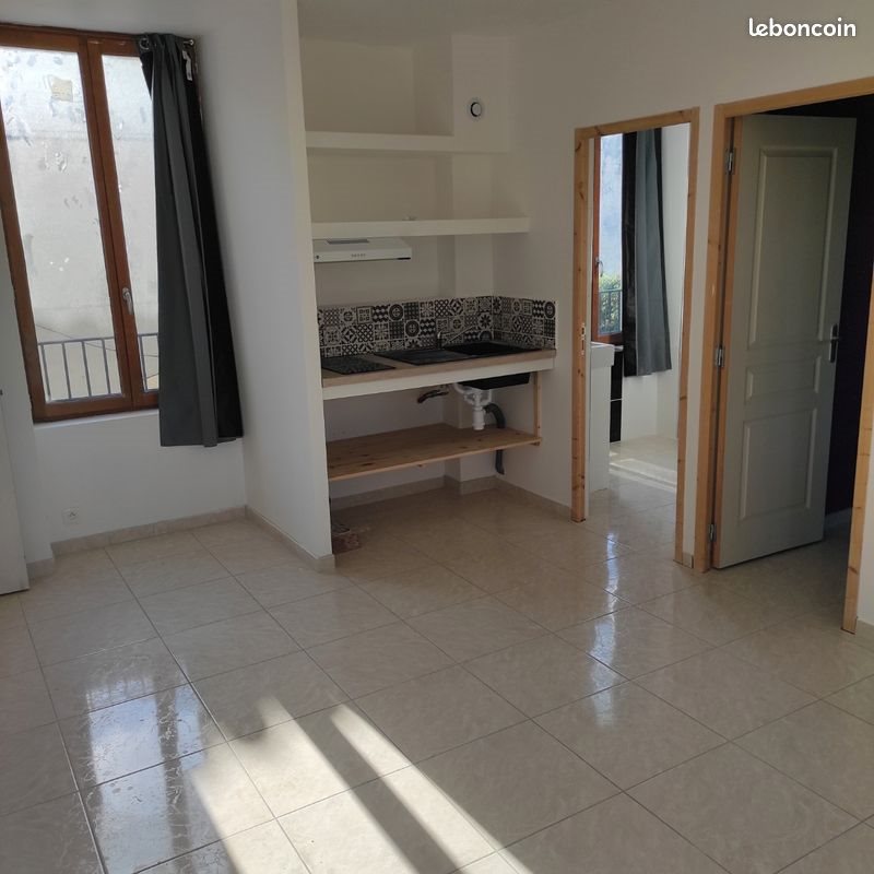 Appartement à louer, 31m², Pont-Saint-Esprit