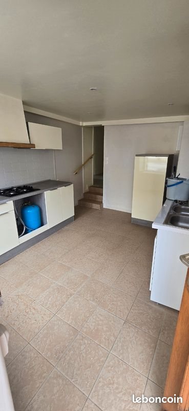 Maison à louer, 57m², Nérondes