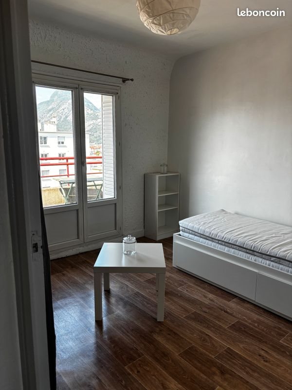 Appartement à louer, 26m², Grenoble