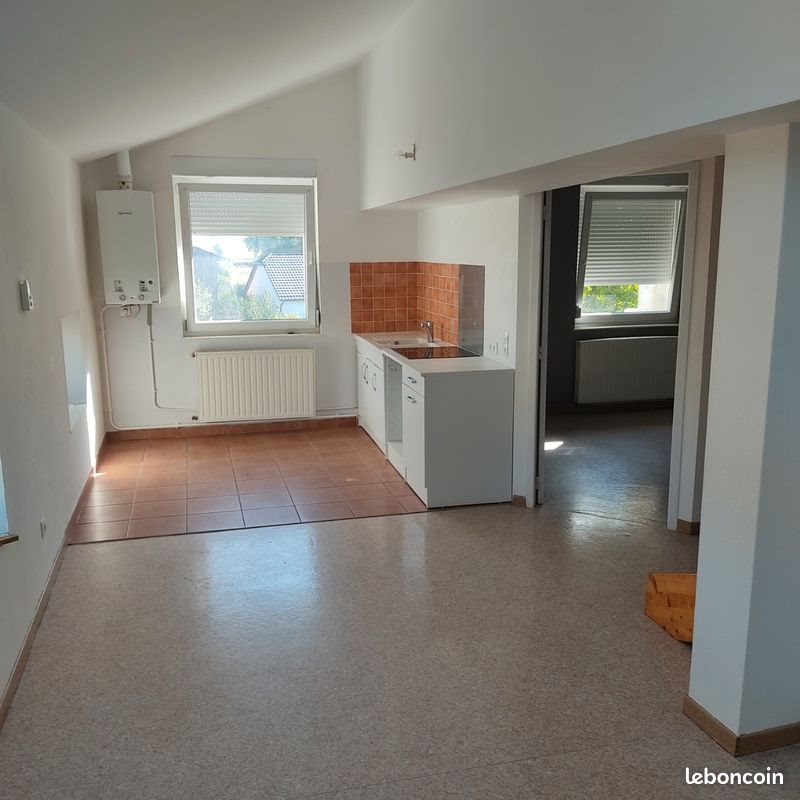 Appartement à louer, 70m², Pontpierre