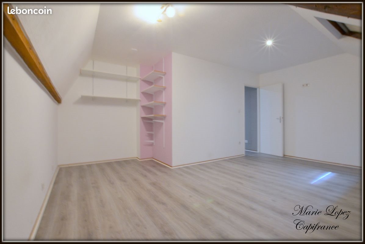 Appartement à louer, 110m², Corny-sur-Moselle