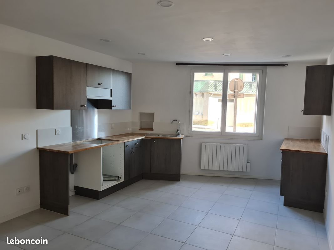 Appartement à louer, 51m², Sainte-Cécile-les-Vignes