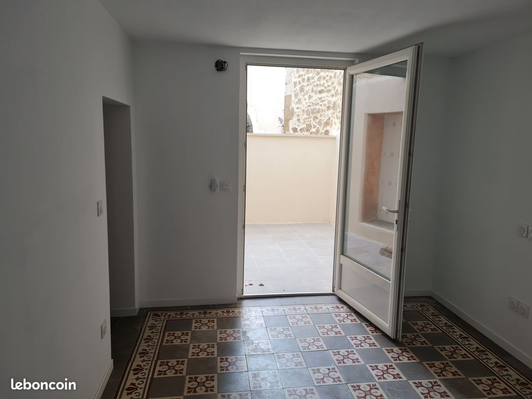 Appartement à louer, 51m², Sainte-Cécile-les-Vignes