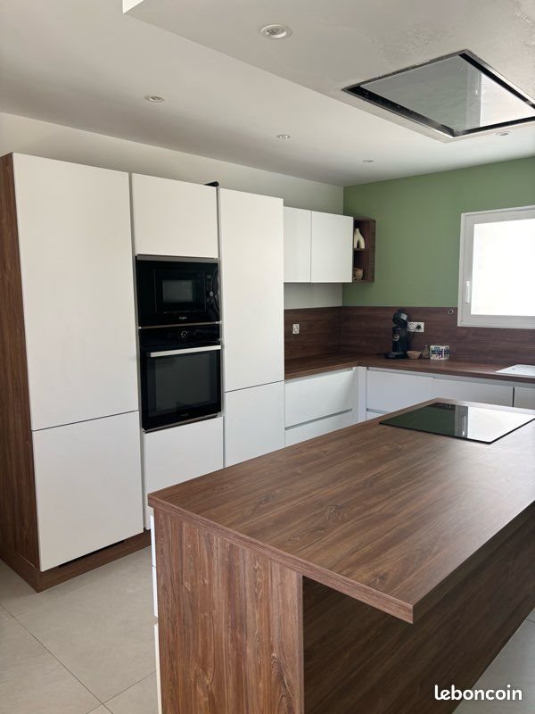 Maison à louer, 140m², Entraigues-sur-la-Sorgue