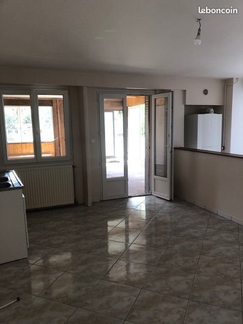 Appartement à louer, 105m², Bouclans