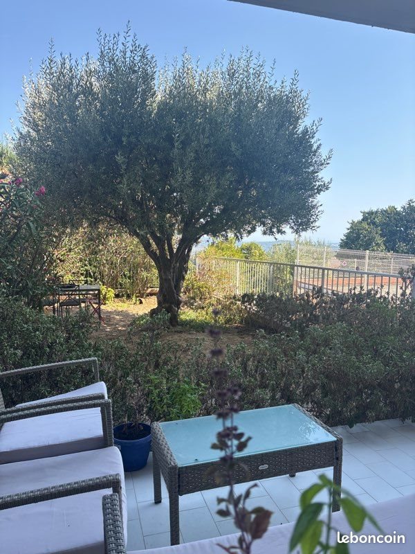 Appartement à louer, 35m², Grasse