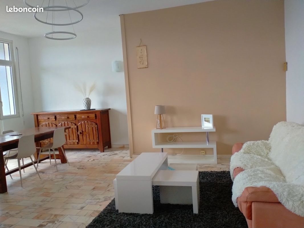 Appartement à louer, 88m², Jurançon