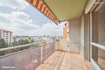 Appartement à louer, 82m², Lyon 8ème