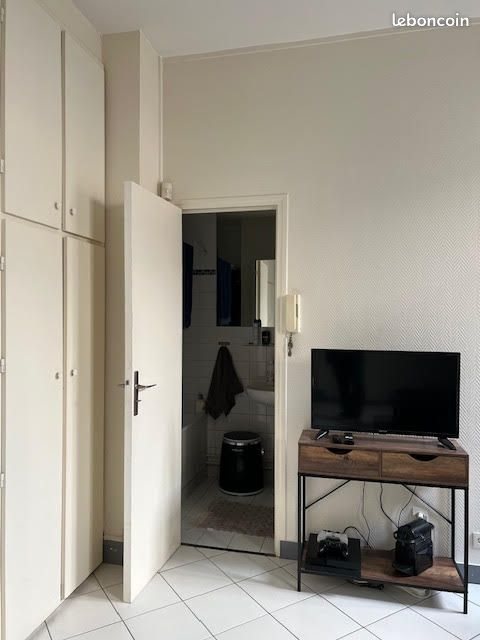 Appartement à louer, 22m², Paris 17ème