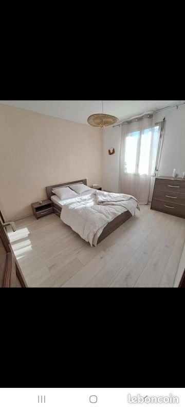 Appartement à louer, 56m², L'Isle-sur-la-Sorgue