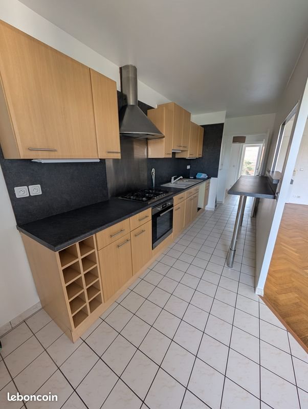 Appartement à louer, 85m², Colombes
