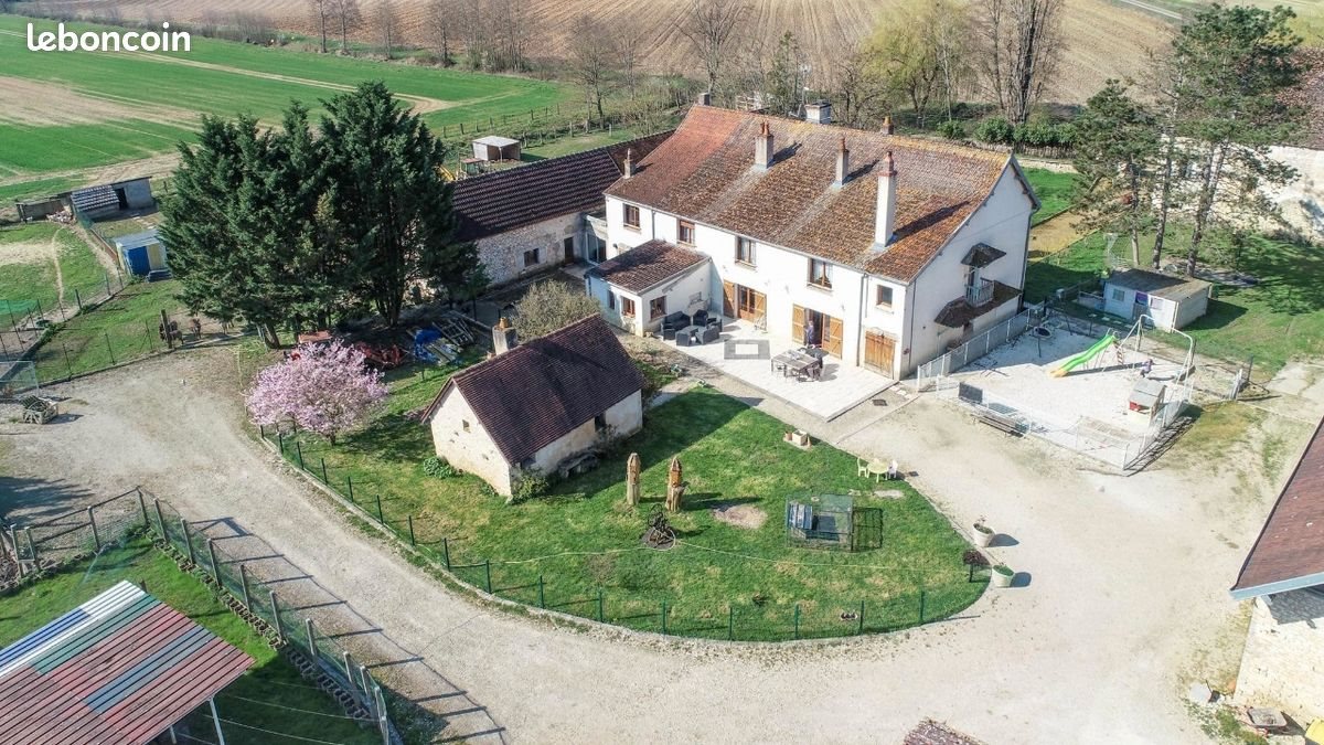 Maison à vendre, 424m², Essertenne-et-Cecey