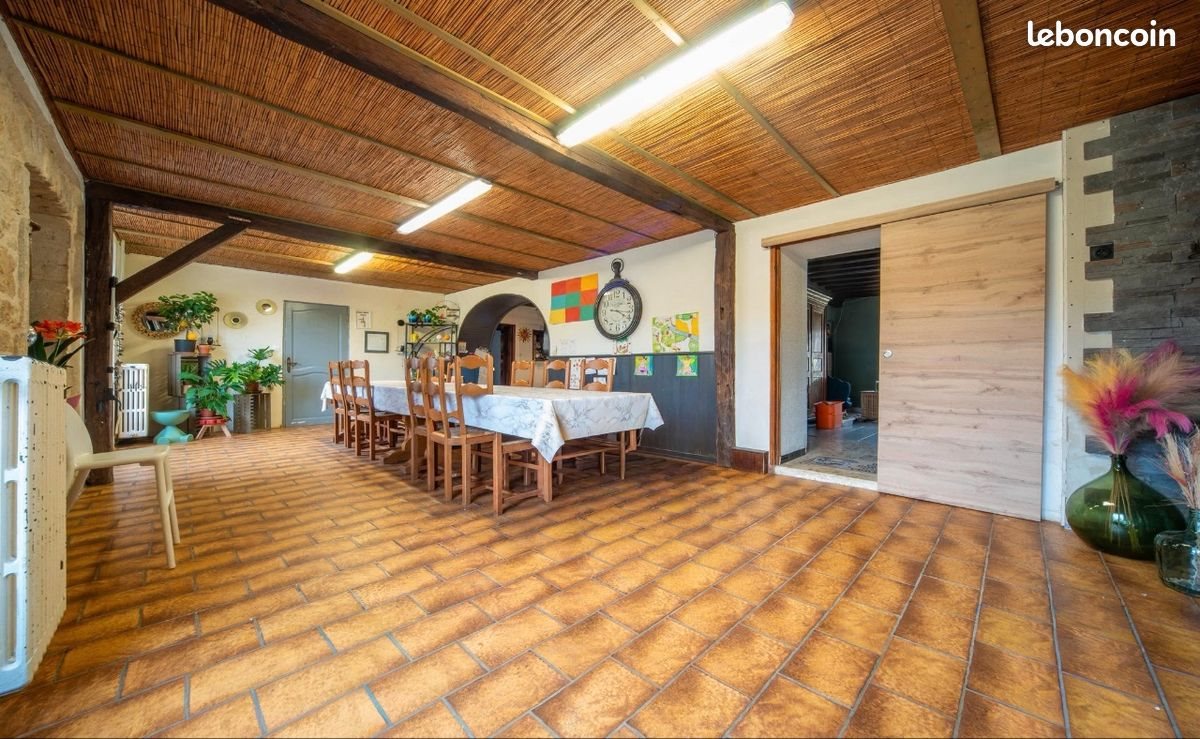 Maison à vendre, 424m², Essertenne-et-Cecey