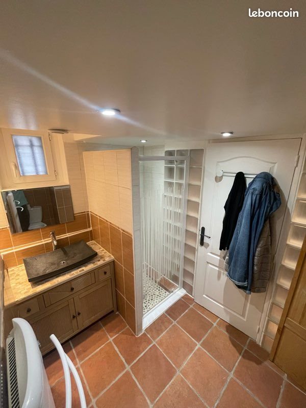 Appartement à louer, 65m², Solliès-Toucas