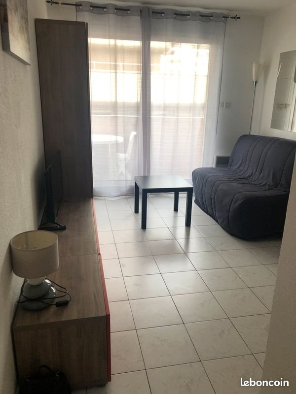 Appartement à louer, 18m², Marseille 8ème