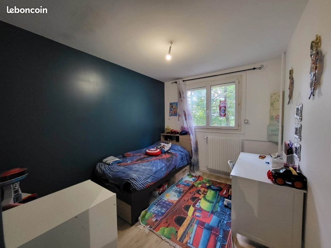 Appartement à louer, 100m², Saint-Étienne