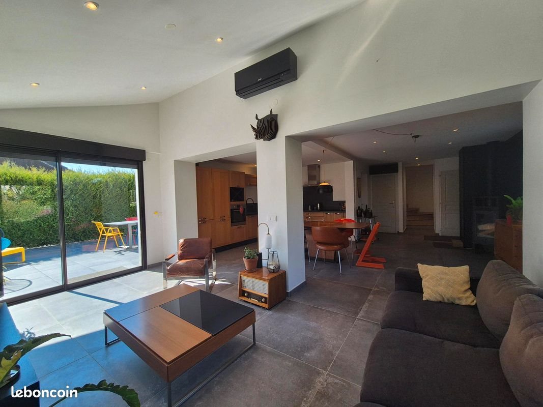 Maison à vendre, 117m², Montagny-les-Lanches