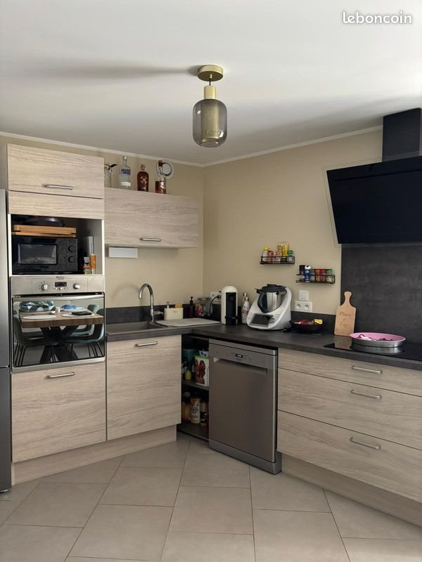 Appartement à louer, 79m², Sain-Bel