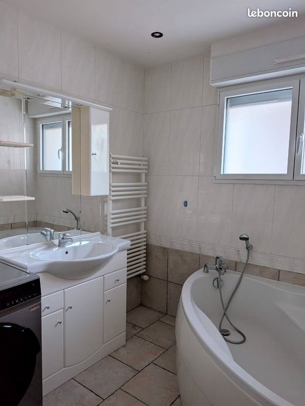 Appartement à louer, 72m², Annecy
