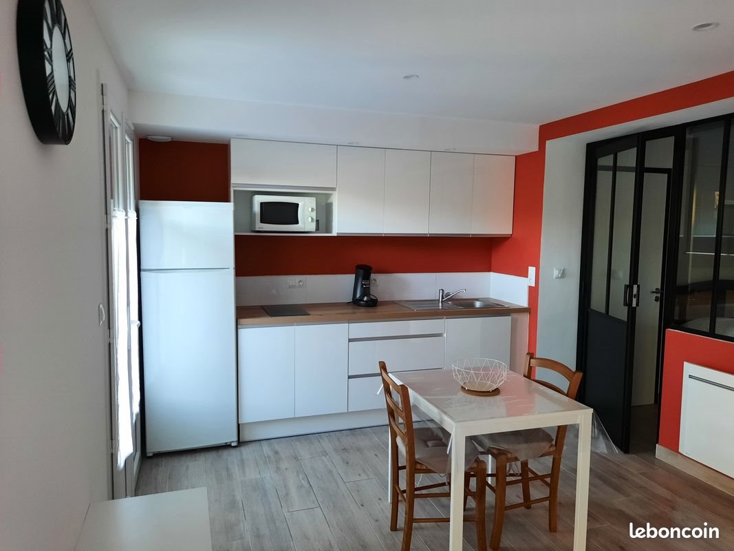 Appartement à louer, 35m², Aubenas