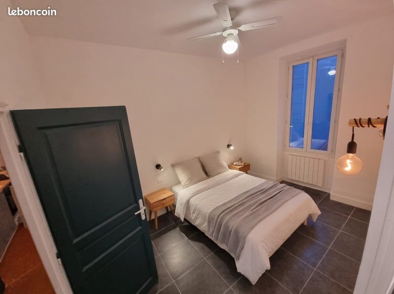 Appartement à louer, 40m², Marseille 5ème