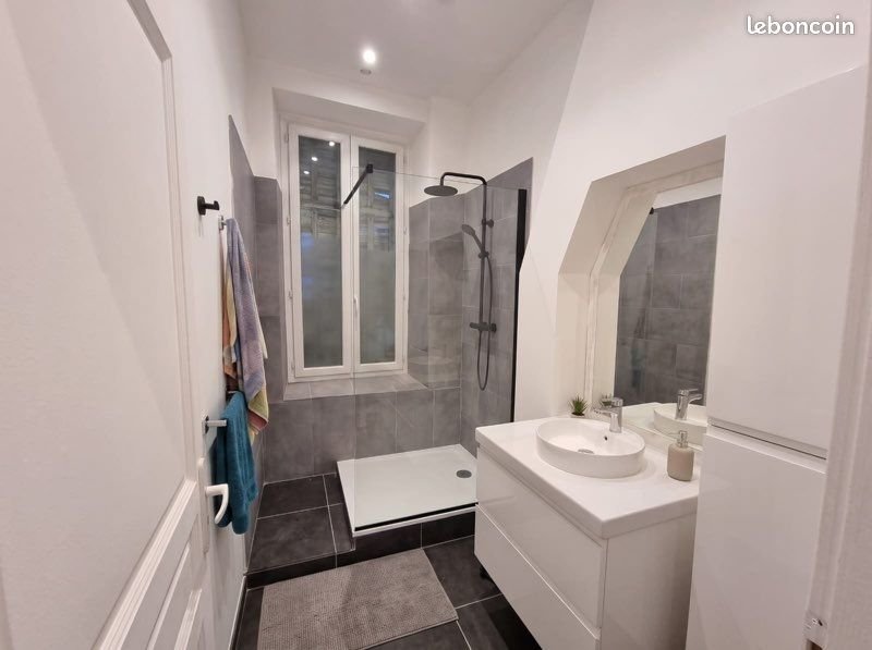 Appartement à louer, 40m², Marseille 5ème