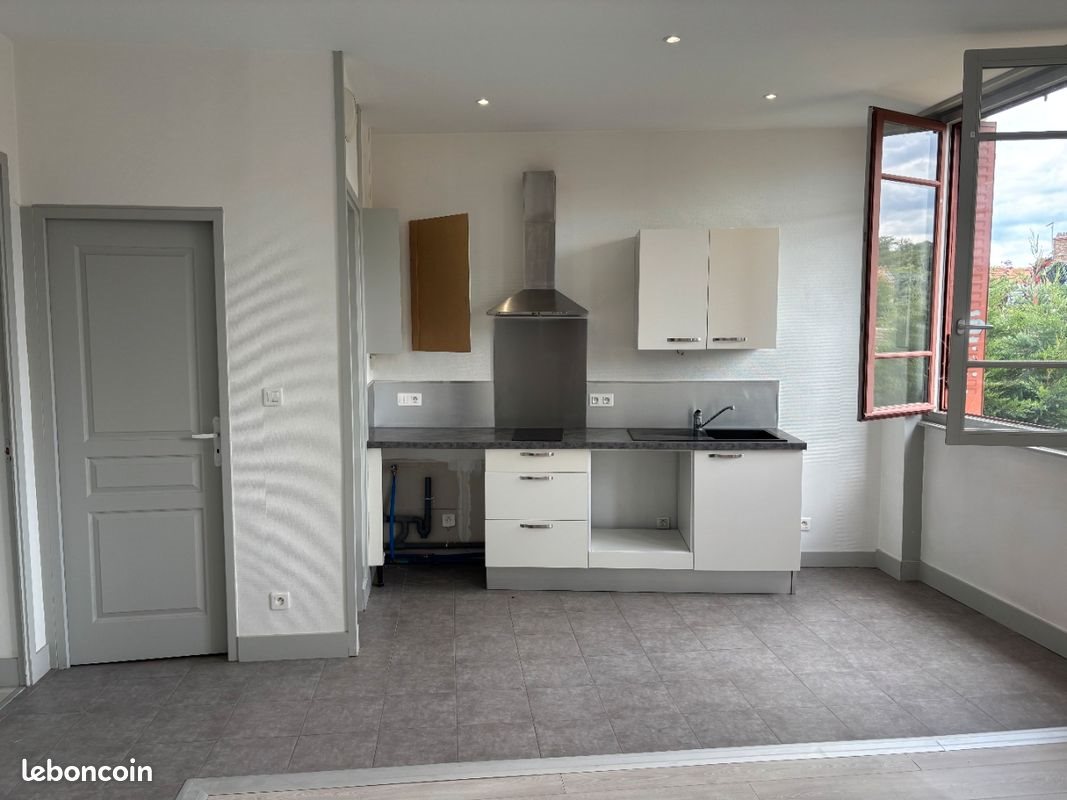 Appartement à louer, 39m², Oullins