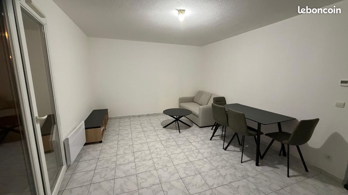 Appartement à louer, 40m², Gramat