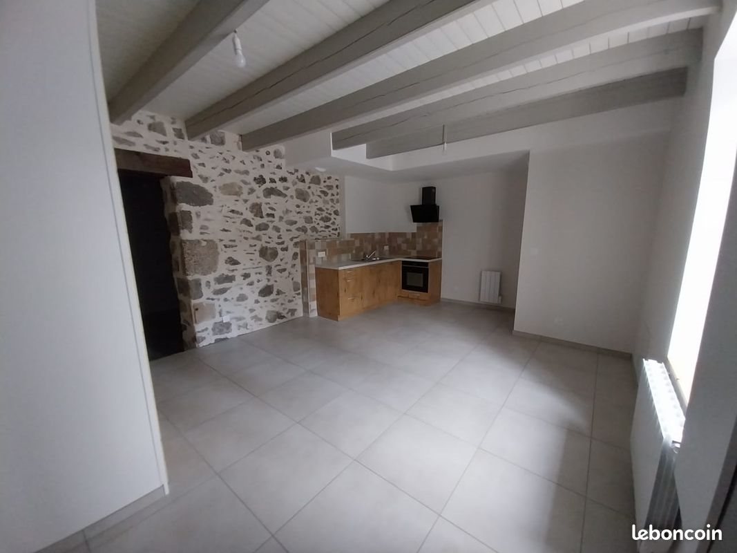 Maison à louer, 75m², Moncoutant