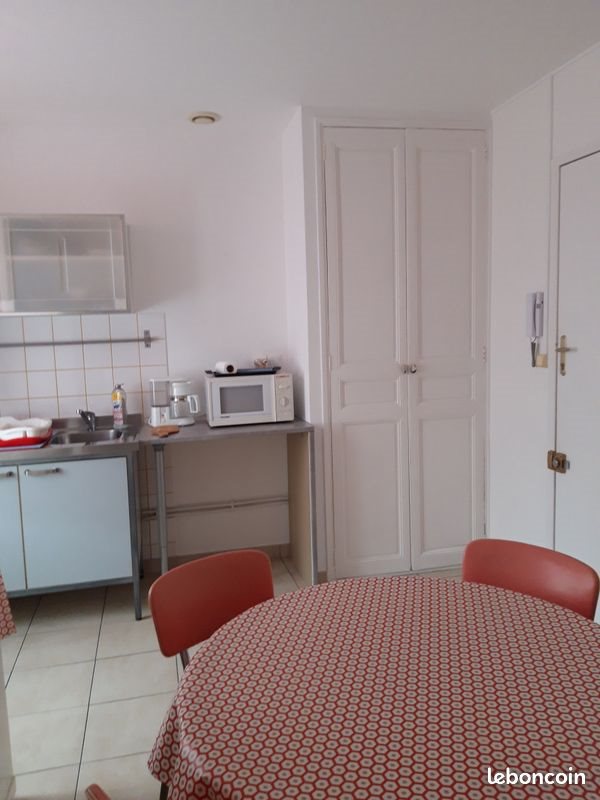 Appartement à louer, 24m², Toulon