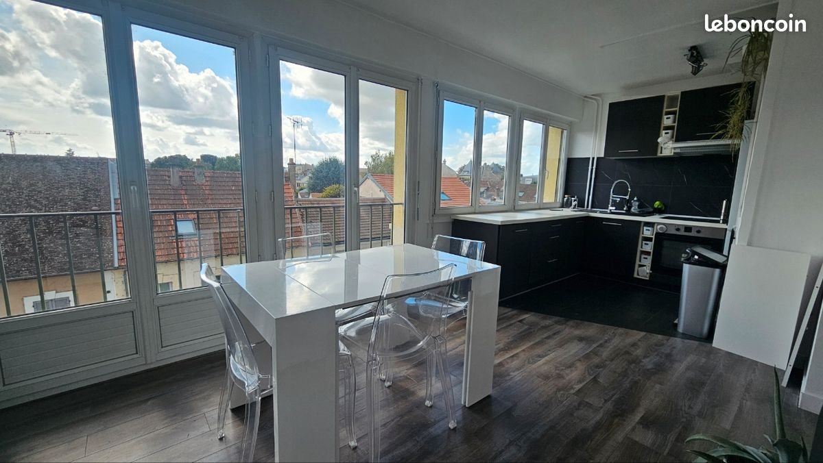 Appartement à louer, 45m², Melun