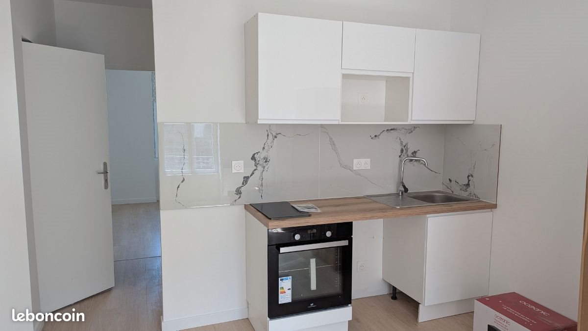 Appartement à louer, 35m², Saint-Etienne