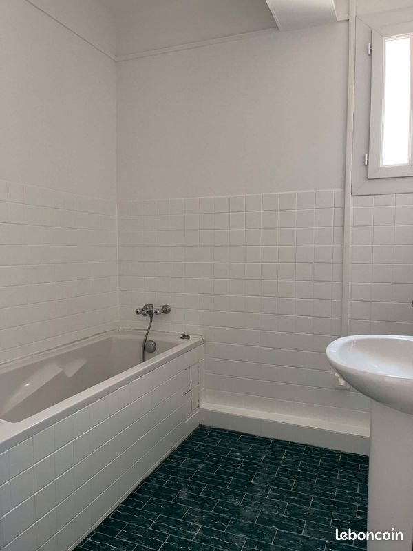 Appartement à louer, 80m², Ajaccio
