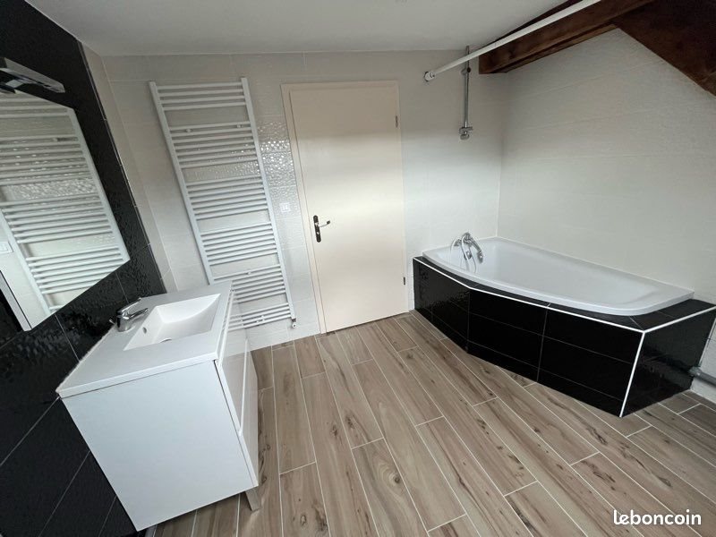 Appartement à louer, 120m², Grandvillars