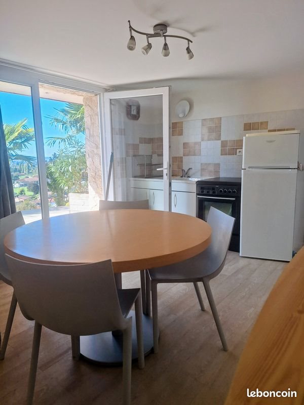 Appartement à louer, 32m², Vaux-en-Bugey
