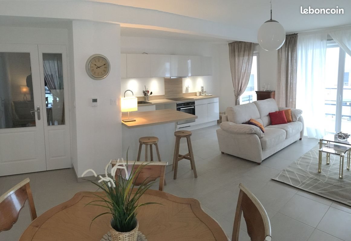 Appartement à louer, 55m², Saint-Genis-Pouilly