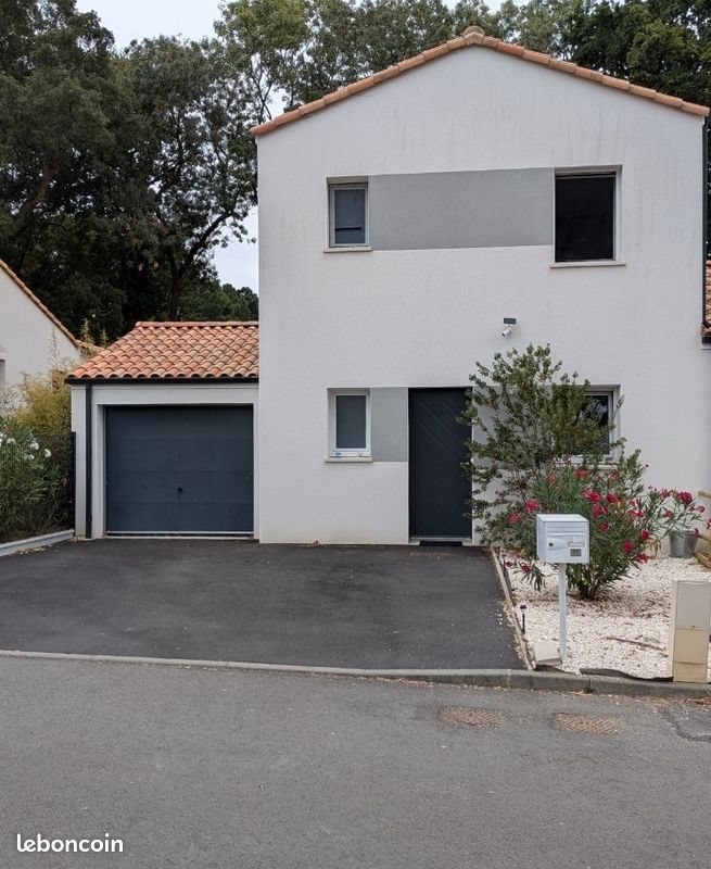 Maison à vendre, 94m², Saint-Léger-les-Vignes