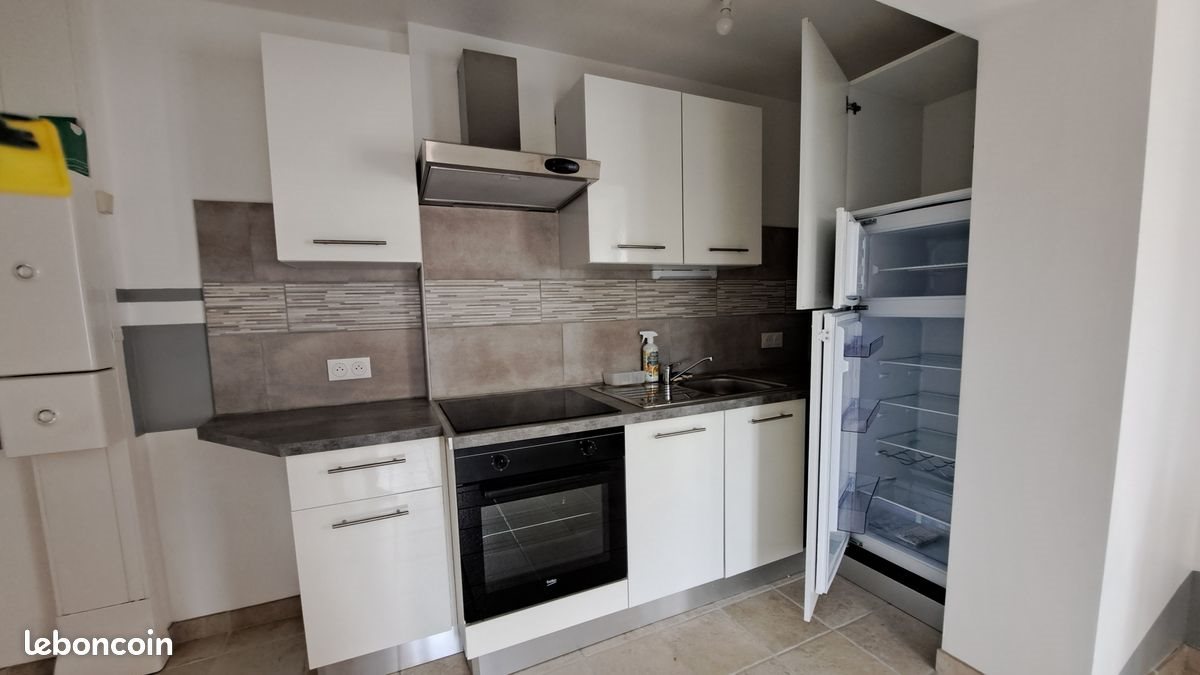 Appartement à louer, 40m², Saint-Yrieix-la-Perche