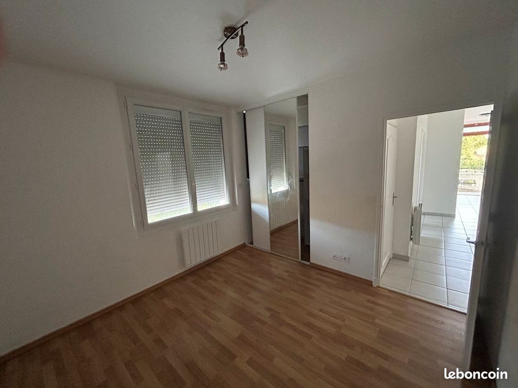 Appartement à louer, 83m², Labruguière